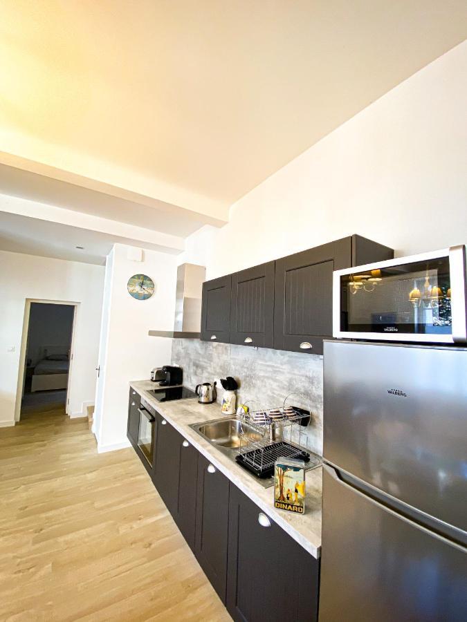 Bord De Mer, Hypercentre Dinard, Parking Prive *